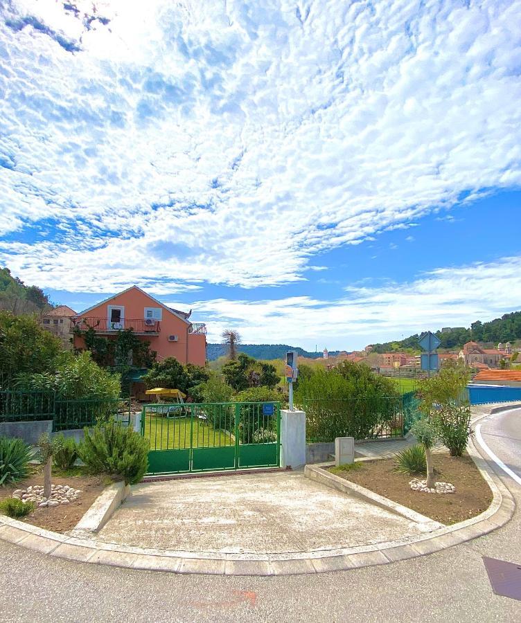 Casa Erceg Amor Vincit Omnia Skradin Buitenkant foto