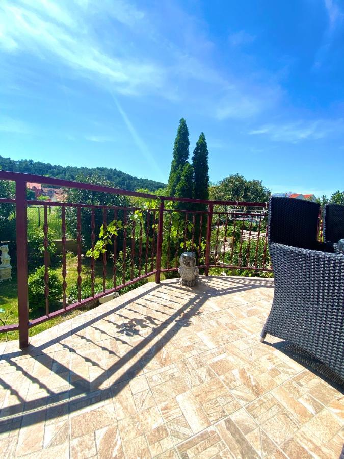 Casa Erceg Amor Vincit Omnia Skradin Buitenkant foto