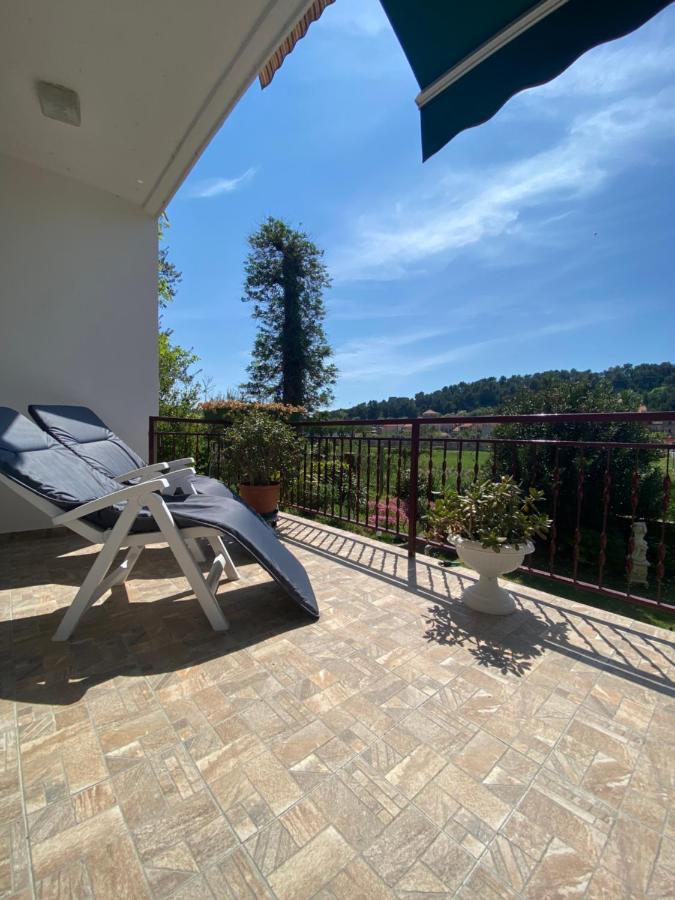 Casa Erceg Amor Vincit Omnia Skradin Buitenkant foto