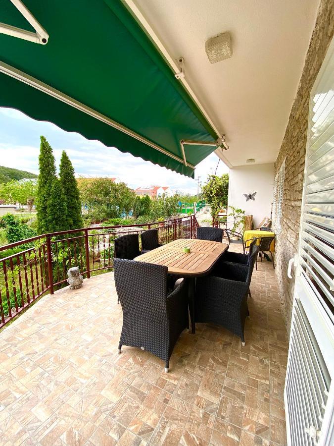 Casa Erceg Amor Vincit Omnia Skradin Buitenkant foto