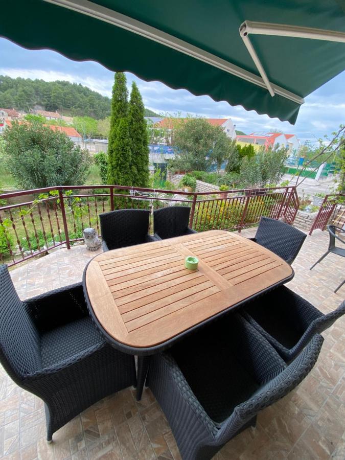 Casa Erceg Amor Vincit Omnia Skradin Buitenkant foto